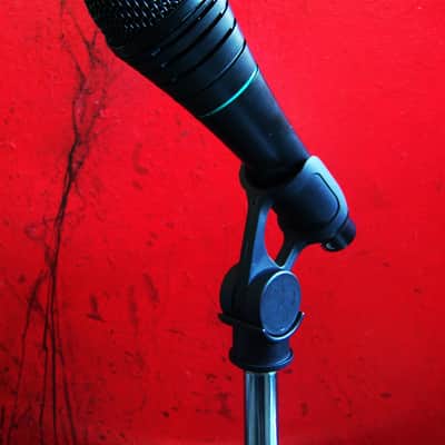 Vintage 1990's AKG D3700S Hyper Cardioid Dynamic Microphone Low Z w mic clip D1000E D190E D3700 image 5