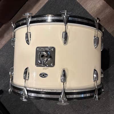 VINTAGE Slingerland 24x14 bass drum - White 5ply image 3