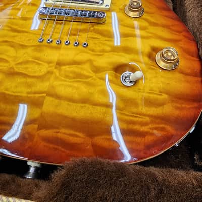 Carvin CT6 Beautiful Quilt Honey Burst image 4