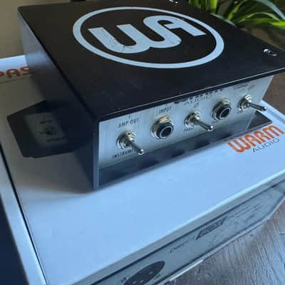 Warm Audio Warm DI (Passive DI Box with Cinemag Transformer) image 1