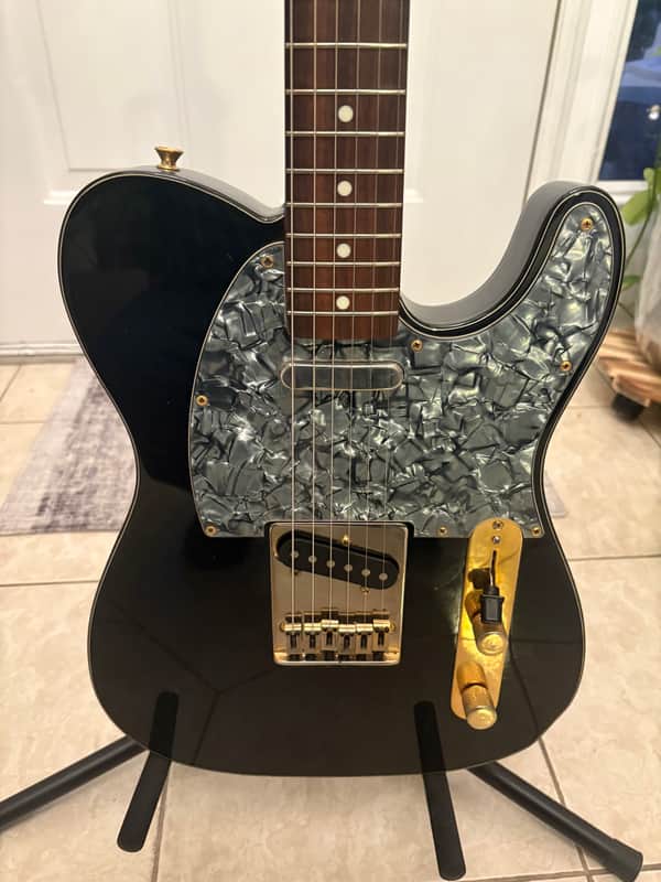 Fender Telecaster MIJ Black and Gold