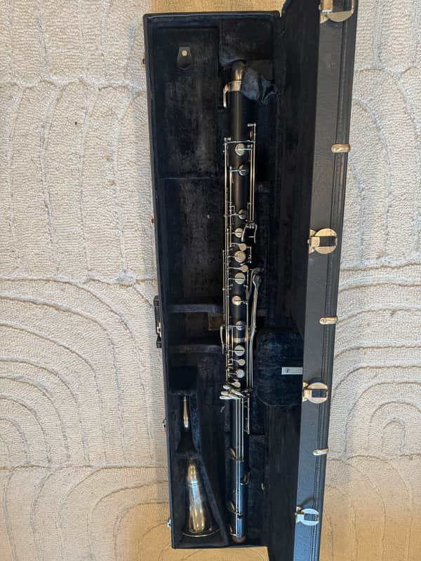 Vito Contra-Alto Clarinet with Case – School/Orchestral Instrument image 1