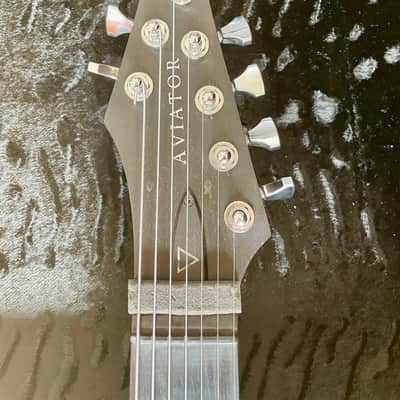 Aviator Warbird 7 baritone image 3