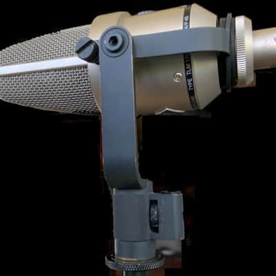 Neumann TLM 170R Large Diaphragm Multipattern Condenser Microphone 1993 - Present - Nickel image 6