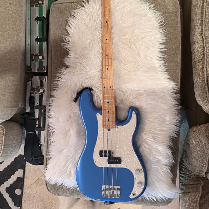 Fender Custom Precision Bass 2020 - Deep Blue image 1