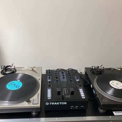 Full Dj Setup Pair (2 x) Technics SL-1200 MK2 + Traktor Z2 mixer +