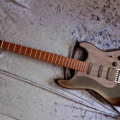 GB Liuteria build to order Traditional Strato walnut burl brown relic image 21