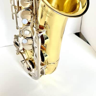Yamaha YAS-23 Alto Saxophone w/ MP and neck strap...NICE! image 5