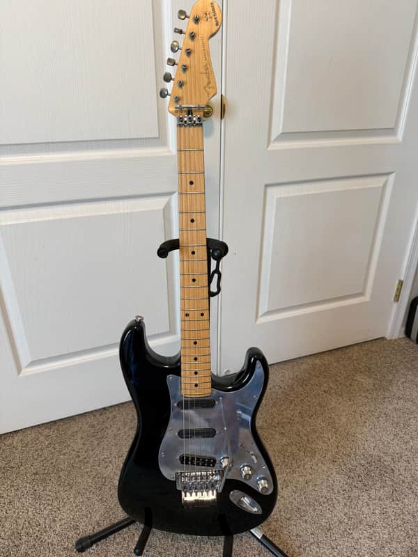 Fender ST-110FIM Iron Maiden Signature Stratocaster 2001 - 2002 - Black image 1