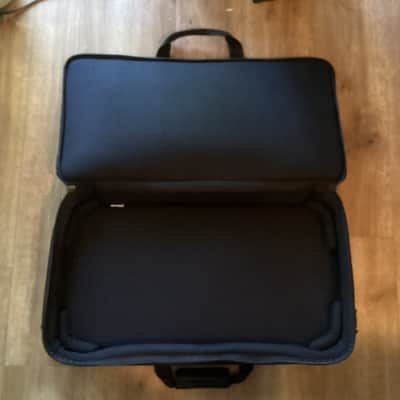 Roland Jupiter XM soft carrying case image 3