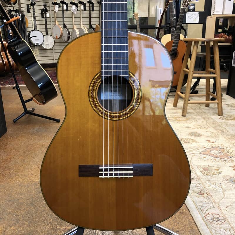 Yamaha CG162C Solid Cedar Classical Guitar image 1