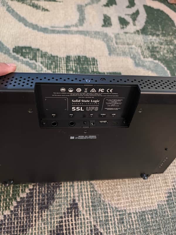 Solid State Logic SSL UF8 DAW Controller