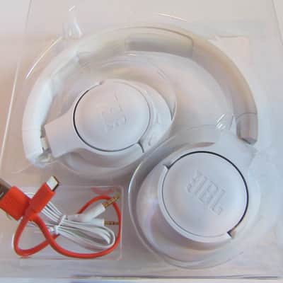 NEW JBL - Pure Bass Wireless Headphones - - White - Tune710BT 2020s image 8