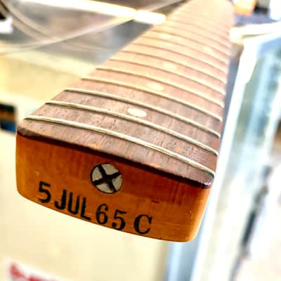 Fender Precision Bass 1965 - Sunburst image 9