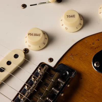 2024 - Fender Custom Shop Limited Edition Red Hot Stratocaster Super Heavy Relic - Faded Aged Chocolate 3-Tone Sunburst image 17