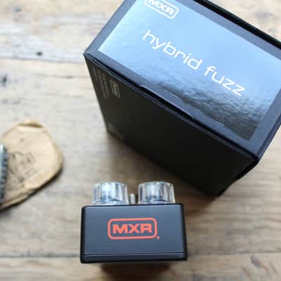MXR " Custom Shop Hybrid Fuzz" (CSP041) image 6