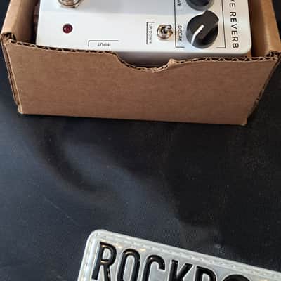 JHS 3 Series Octave Reverb 2022 - Present - White image 2