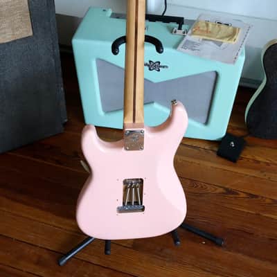 ‘21 Fender Player Stratocaster with Maple Fretboard Shell Pink image 6