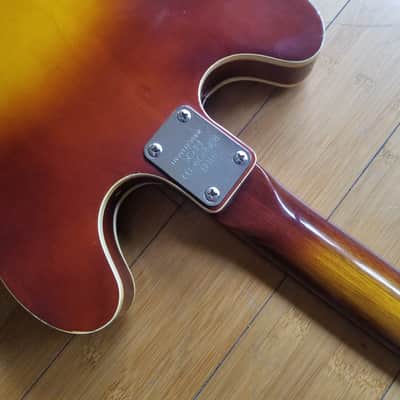 Univox Coily ES-335 Style Semi Hollowbody 1969 Sunburst-Japan- image 9