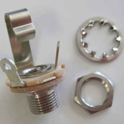 Fender Switchcraft #11 1/4”  Input Output Jack 0021956049