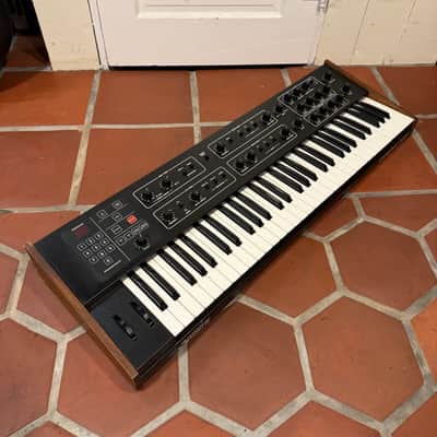 Sequential Prophet 600 61-Key 6-Voice Polyphonic Synthesizer 1982 - 1985 - Black with Wood Sides