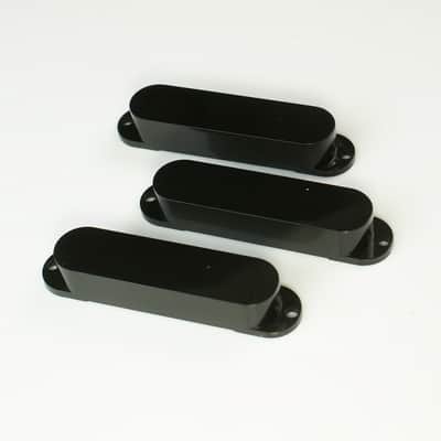 Replacement Strat Style Single Coil Guitar Pickup Cover Set ,No holes /Black