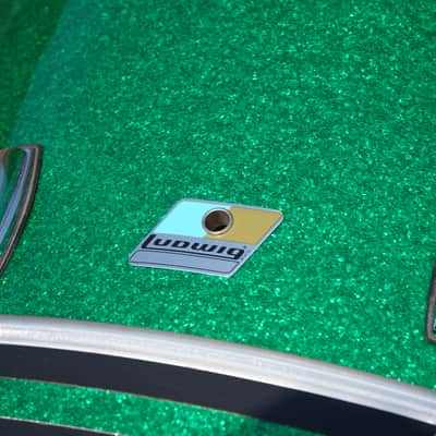 Ludwig USA Big 26'' Classic Maple Series 14x26" No-Mount Bass Drum - Green Sparkle Wrap image 7