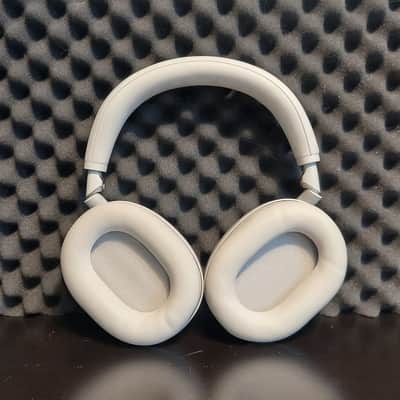 Sony WH-1000XM6 Premium Wireless Noise-Canceling Over-the-Ear Headphones - Silver image 4