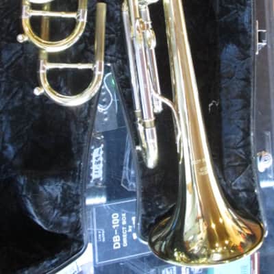 Flip Oakes Wild Thing Bb Trumpet #3314 Lacquer w/ Hard shell gig bag and three tuning slides image 7