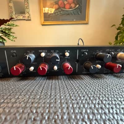 Rupert Neve Designs' Shelford Channel image 3