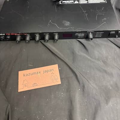 Roland RE-800 Vintage Digital Echo 1U Rackmount Delay Processor Tested