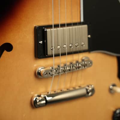2024 Gibson ES-335 Vintage Burst MINT/unplayed!!! image 5