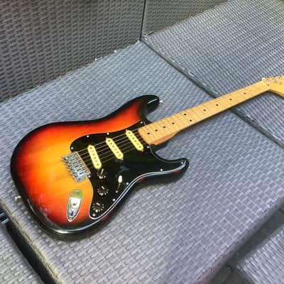 H H artist custom strat  /  vintage 70’s stratocaster made in japan / CBS headstock and 3 screws neck plate / Tokai  ? image 10