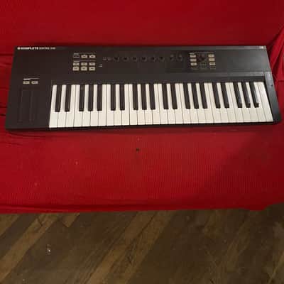 Native Instruments Komplete Kontrol S49 Keyboard Controller image 5