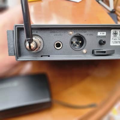 Sennheiser Sennheiser EM 1031 U True Receiver+BF 1083-U HiDyn Plus Transmitter+MKE 2 MIC image 13