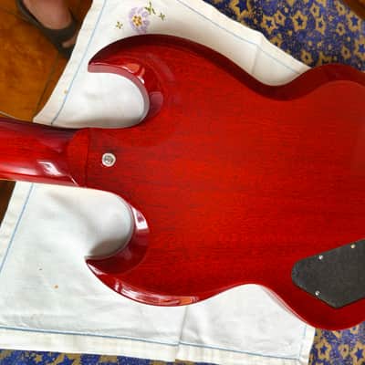 Gibson SG Standard Heritage Cherry 2016 with original case image 9