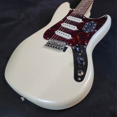 Squier Paranormal Cyclone, Laurel Fingerboard, Tortoiseshell Pickguard, Pearl White image 4