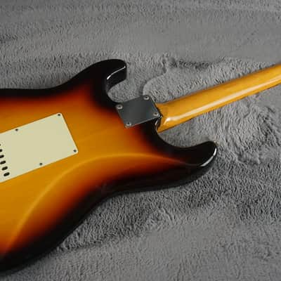 Fender Stratocaster 2017 - Sunburst Made in Japan image 18
