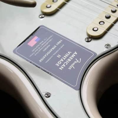 FENDER American Vintage II '61 Stratocaster, Olympic White, HARDCASE, PAPERS, 3, 78 KG imagen 8