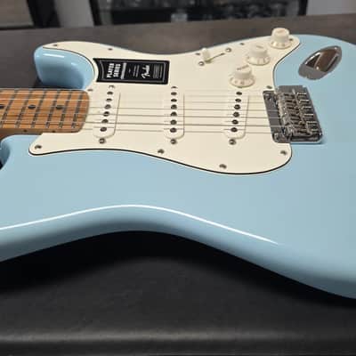 Fender Player Stratocaster Special Edition BRAND NEW FSR Sonic Blue with Roasted Maple Neck MIM Mexico Special Edition Run Strat Electric Guitar image 8