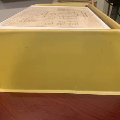 Fender Vintage String Display 1960's-1970's Yellow --> WITH STRINGS! image 4