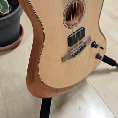 Fender American Acoustasonic Jazzmaster BRAND NEW Natural Mahogany Sitka Spruce Top Semi-Hollow Body USA Fishman Piezo Tim Shaw Shawbucker Humbucker Pickup Acoustic-Electric Guitar image 9
