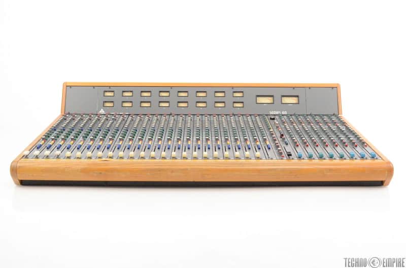 Trident Series 65 24x8x16 24 Channel Recording Mixer Console w Trident Series 65 24x8x16 24 Channel Recording Mixer Console w