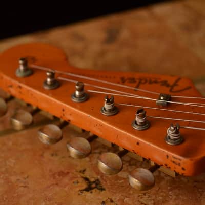 Fender Stratocaster Standard Sunburst Heavy Relic Nitro Custom Shop 69's image 20