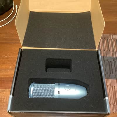 AKG Perception 120 Medium Diaphragm Cardioid Condenser Microphone 2000s - Light Blue image 2
