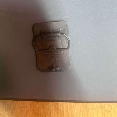 Gibson belt buckle image 3