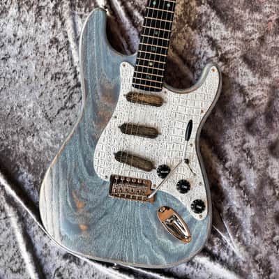 Build to order GB Liuteria Traditional Strato blue jeans relic image 1