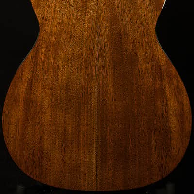 Martin Guitars Custom Shop 000-18 image 2