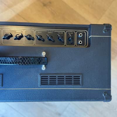 Vox AC15C1 Custom 2-Channel 15-Watt 1x12" Guitar Combo 2010 - Present - Black image 8