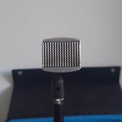 Sennheiser MD 441-N Supercardioid Dynamic Microphone 1971 - Present - Black image 7